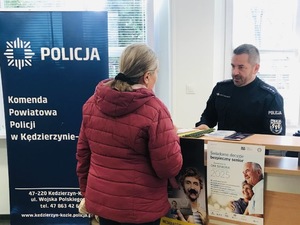 spotkanie funkcjonariuszy z seniorami